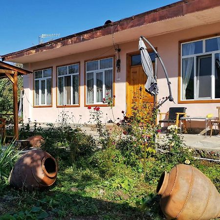 Tatev Guest House Exterior foto