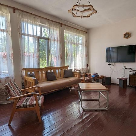 Tatev Guest House Exterior foto
