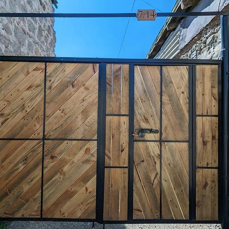 Tatev Guest House Exterior foto