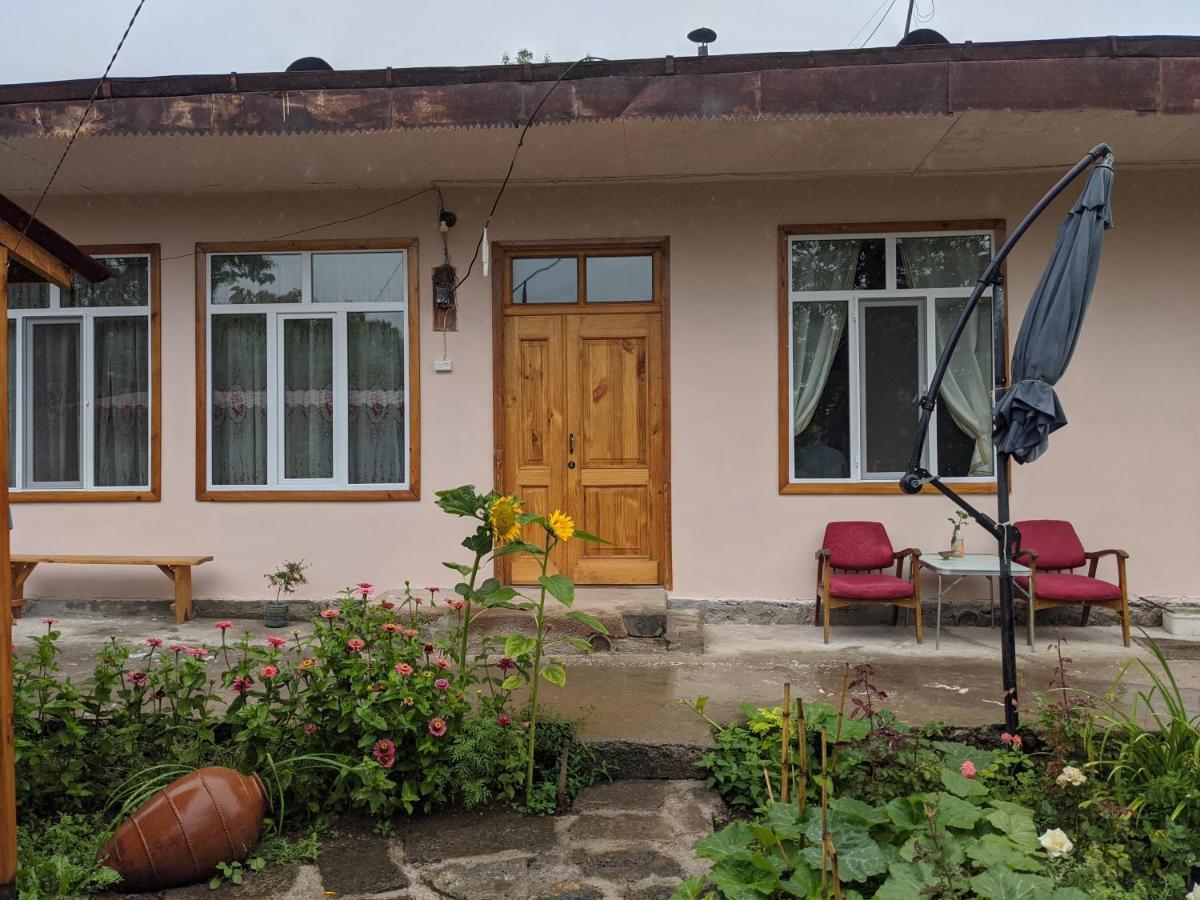 Tatev Guest House Exterior foto