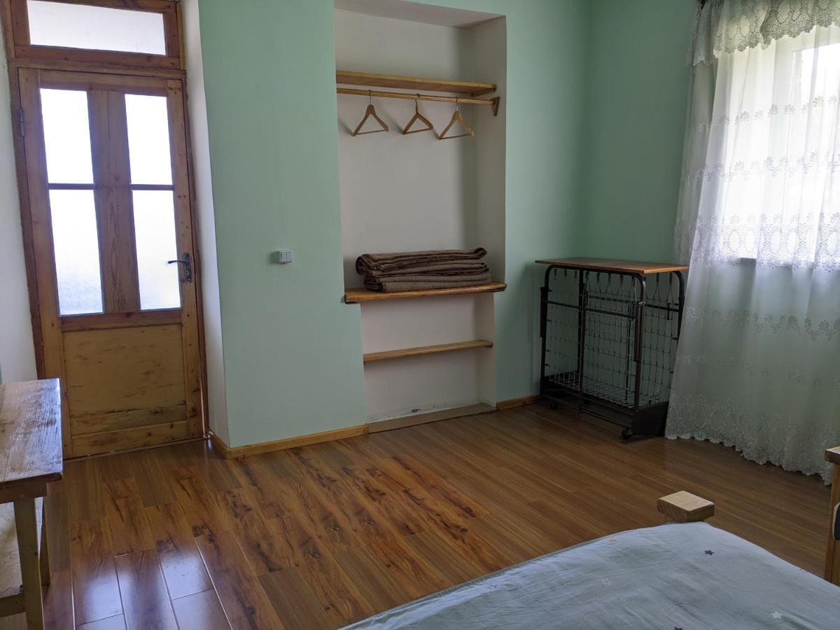 Tatev Guest House Exterior foto